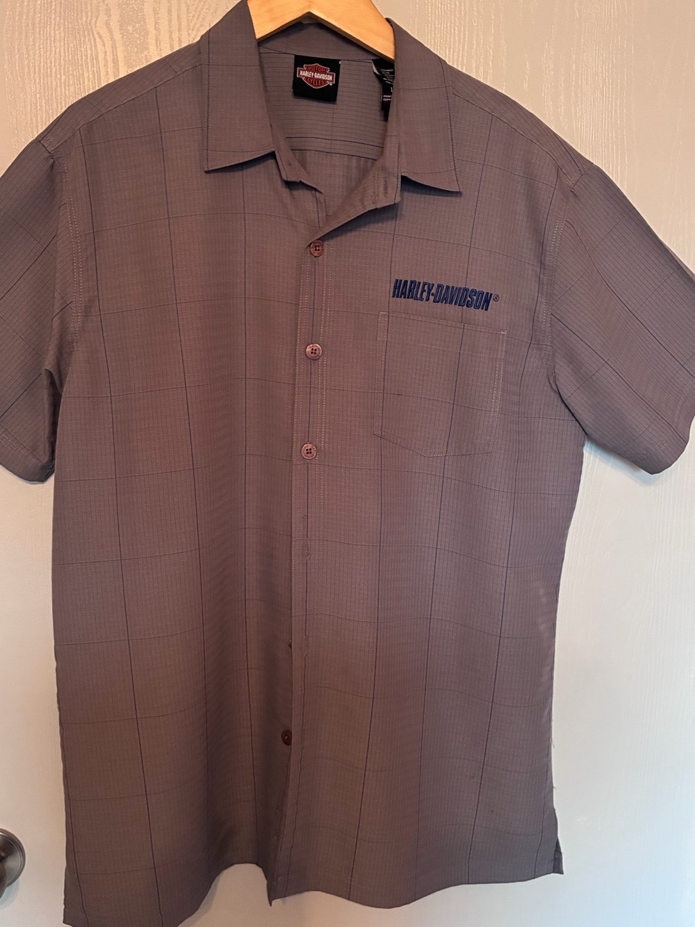 Harley-Davidson Gray Short Sleeve Button-Down Shirt with Chest Logo